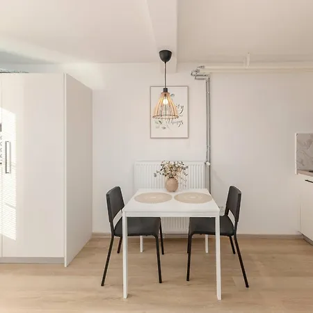 Appartement Hisa Hortenzija - And