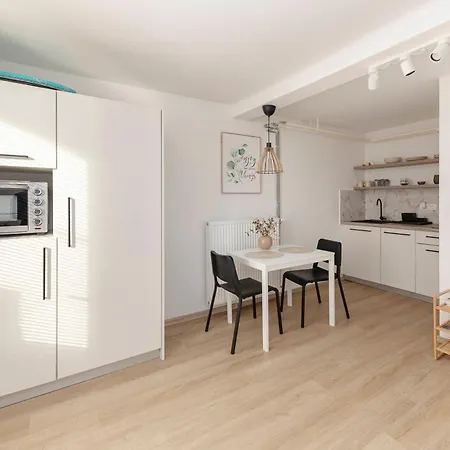 Hisa Hortenzija - And *