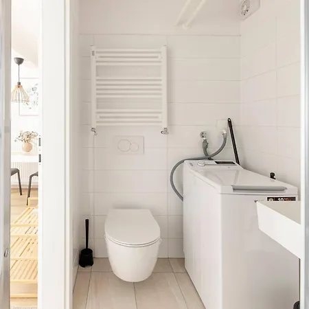 Hisa Hortenzija - And