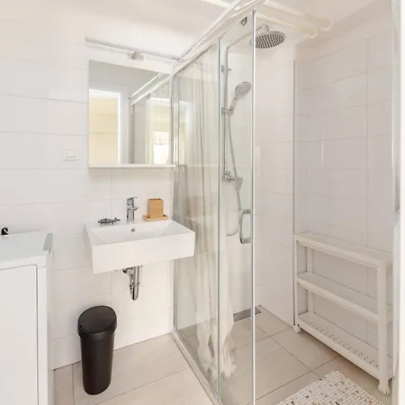 Hisa Hortenzija - And Appartement