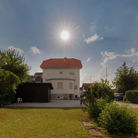 Hisa Hortenzija - And * Ljubljana