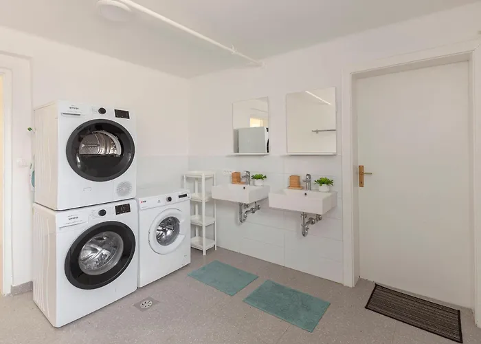 Apartman Hisa Hortenzija - And Ljubljana