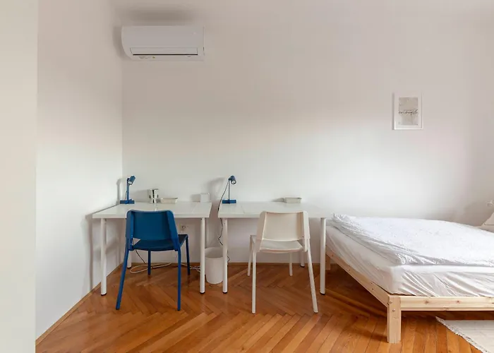 Apartman Hisa Hortenzija - And