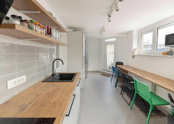 Apartman Hisa Hortenzija - And *