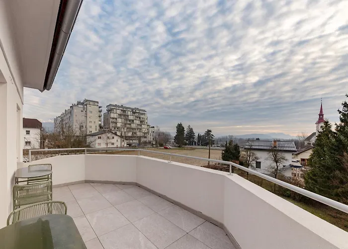 Apartman Hisa Hortenzija - And