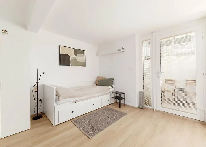 Hisa Hortenzija - And * Ljubljana