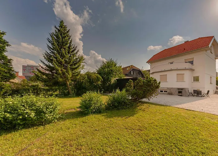 Apartman Hisa Hortenzija - And Ljubljana