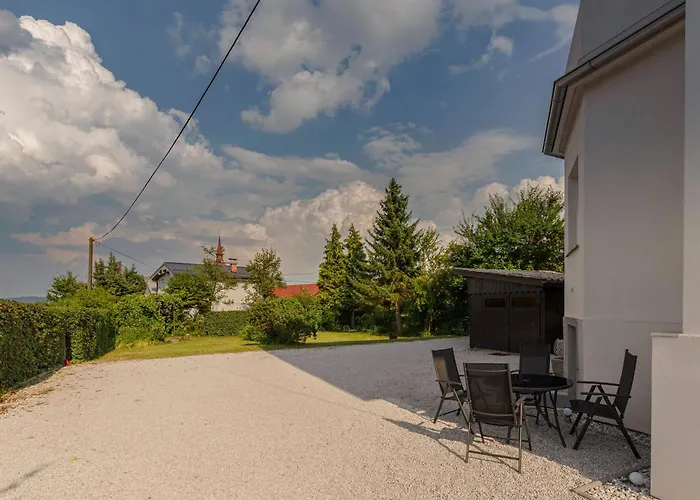 Apartman Hisa Hortenzija - And