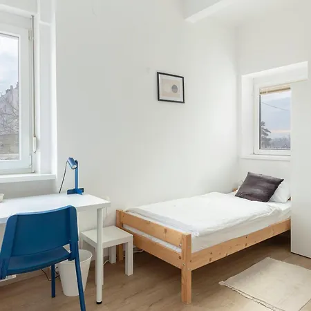 Appartement Hisa Hortenzija - And