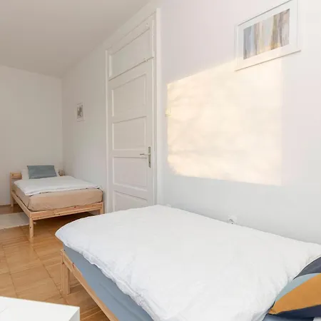 Appartement Hisa Hortenzija - And Ljubljana